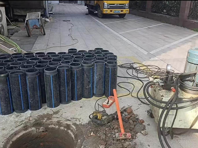 孝南PE置换管厂家 DN315置换管 非开挖管短管置换